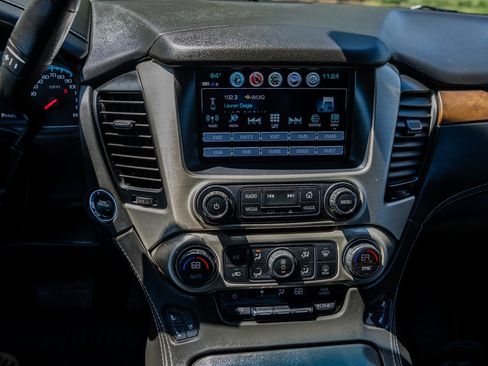 Used 2019 GMC Yukon Denali w/ Denali Ultimate Package image 18