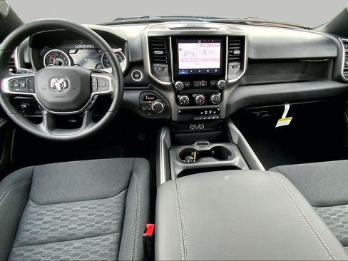 New 2026 RAM 1500 Express AWD/4WD image 5