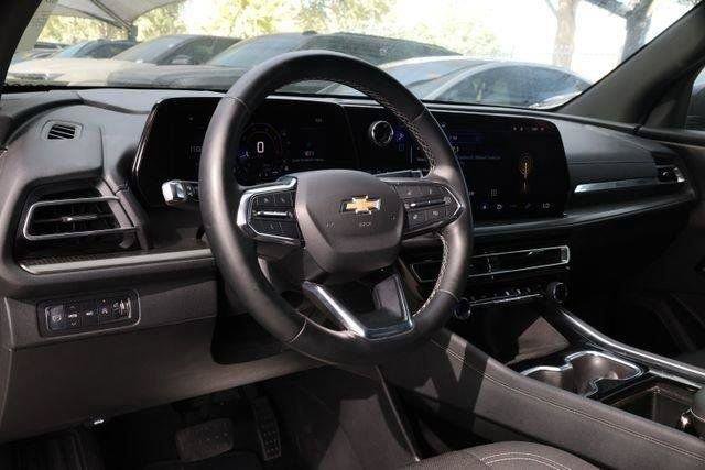 Used 2024 Chevrolet Traverse LT AWD/4WD image 7