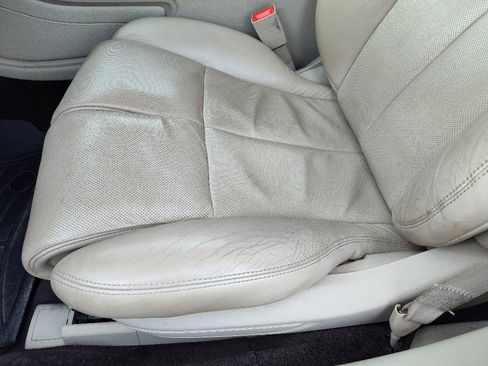 Used 2017 Lincoln Continental Reserve w/ Climate Package image 7