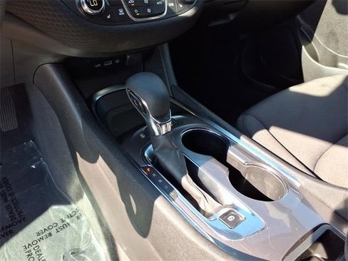 Used 2024 Chevrolet Malibu LT image 13