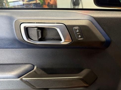 Used 2022 Ford Bronco Raptor w/ Interior Carbon Fiber Pack 6 AWD/4WD image 25