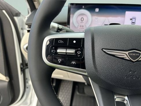 New 2026 Genesis GV70 2.5T Select AWD/4WD image 25