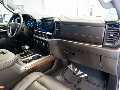 Used 2022 Chevrolet Silverado 1500 RST w/ Convenience Package II image 30