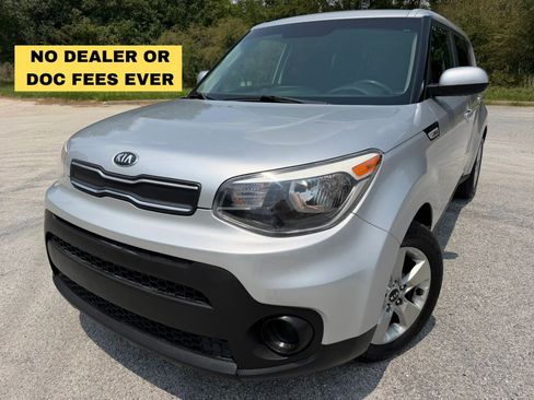 Used 2018 Kia Soul FWD image 1