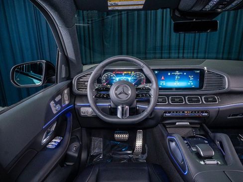 New 2026 Mercedes-Benz GLS 450 4MATIC image 15