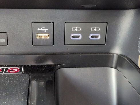 Certified 2025 Toyota Camry SE w/ Convenience Package FWD image 21