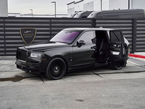 Used 2019 Rolls-Royce Cullinan AWD/4WD image 5