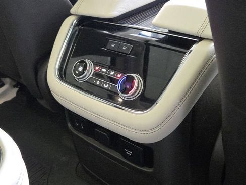 Used 2020 Lincoln Navigator Black Label AWD/4WD image 10