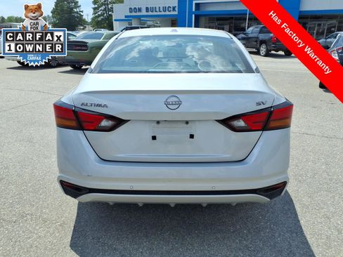 Used 2024 Nissan Altima 2.5 SV FWD image 4
