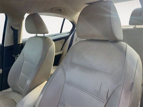 Used 2012 Volkswagen Jetta TDI image 7