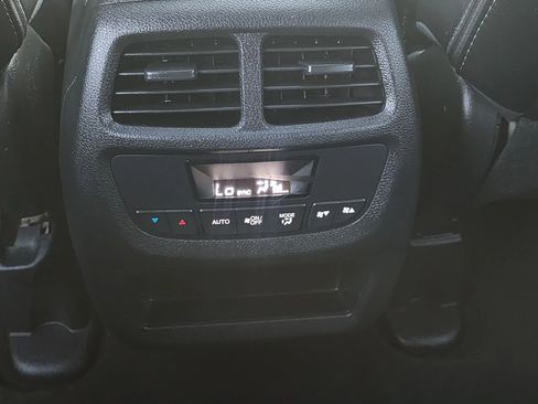 Used 2017 Honda Pilot EX-L image 16