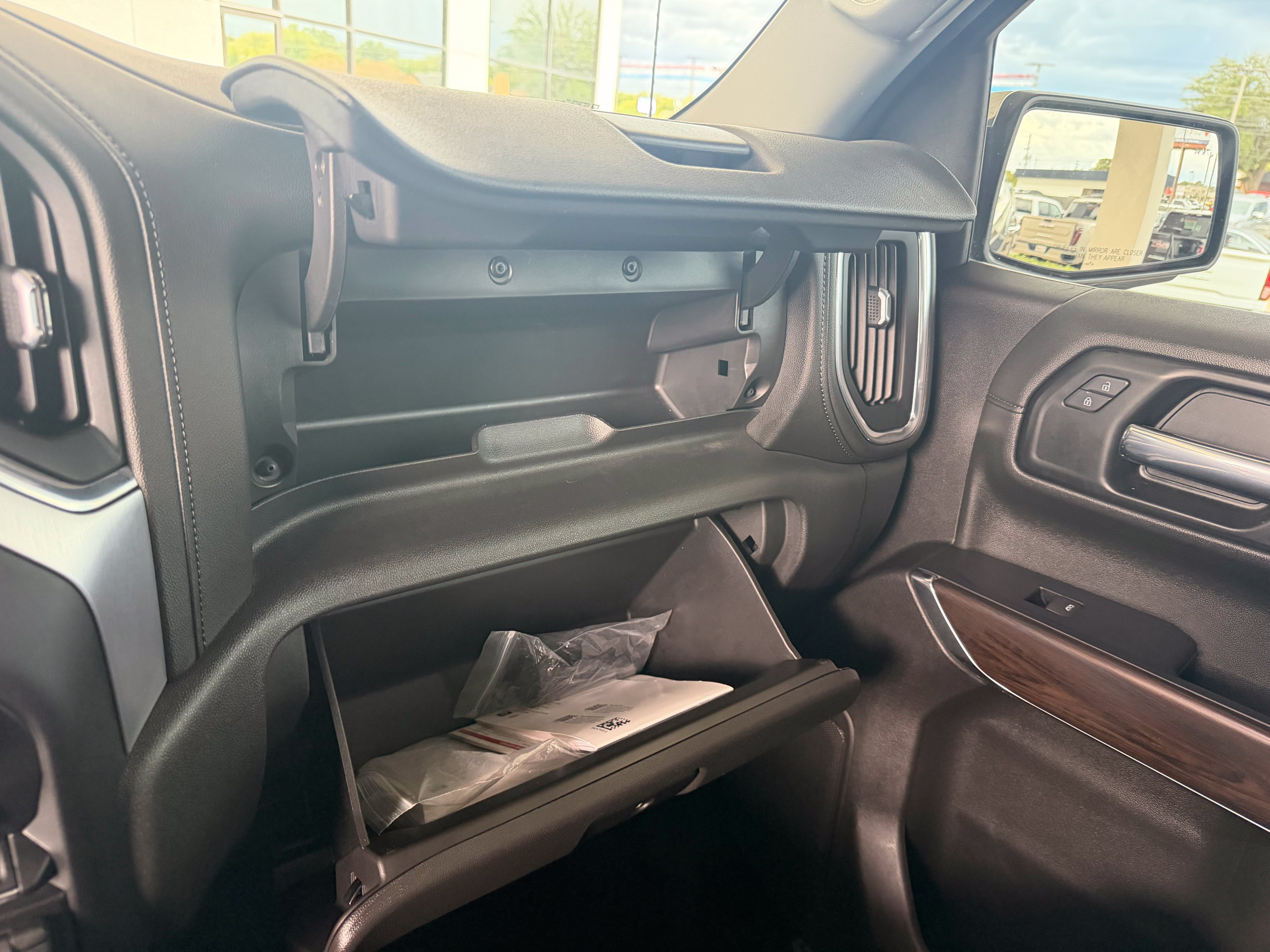 Used 2021 GMC Sierra 1500 SLT AWD/4WD image 50