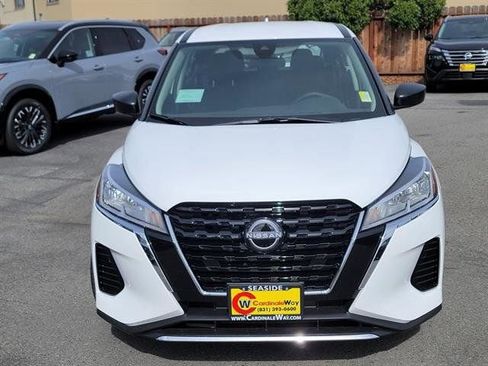 New 2025 Nissan Kicks Play S image 26