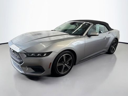 Used 2024 Ford Mustang Premium image 3