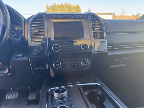 Used 2019 Ford Expedition Max Limited w/ Equipment Group 302A image 11