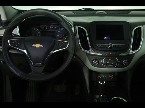 Used 2019 Chevrolet Equinox LS w/ LS Convenience Package AWD/4WD image 11