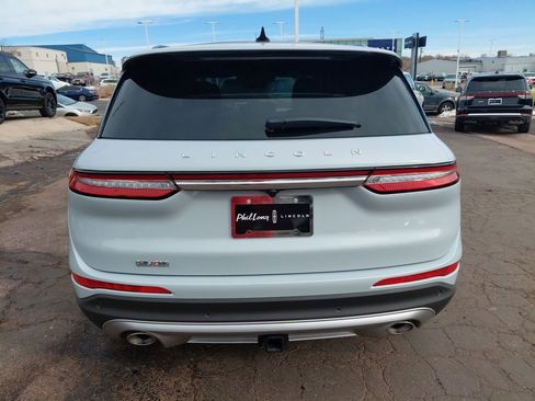 New 2026 Lincoln Corsair Premiere image 7