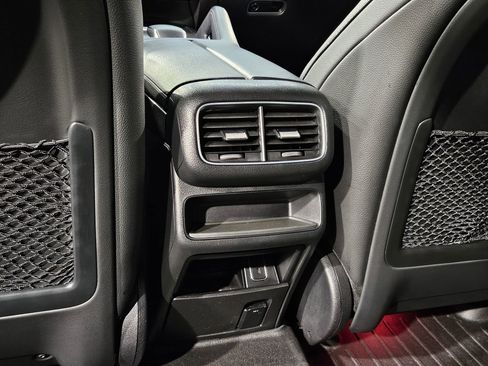 Used 2021 Mercedes-Benz GLE 350 4MATIC image 39