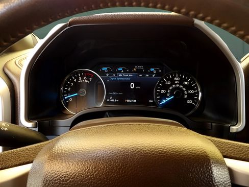 Used 2017 Ford F150 King Ranch w/ Equipment Group 601A Luxury image 19