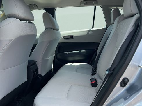 Used 2022 Toyota Corolla Cross L FWD image 10