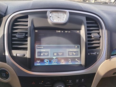 Used 2012 Chrysler 300 Limited image 25