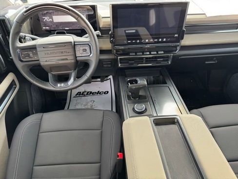 Used 2026 GMC Hummer EV SUV image 19
