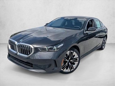 New 2026 BMW 530i w/ Convenience Package image 1