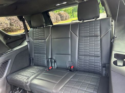Used 2023 Cadillac Escalade Sport Platinum w/ Heavy-Duty Trailer Package AWD/4WD image 45