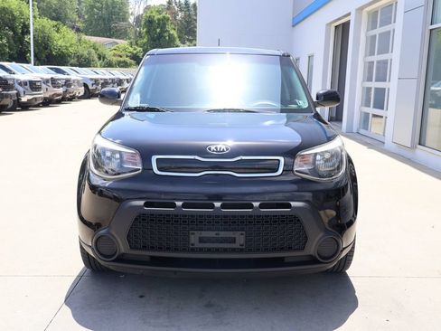 Used 2015 Kia Soul + w/ Audio Package FWD image 5