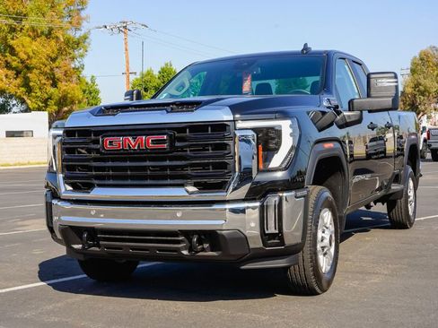 New 2026 GMC Sierra 2500 Pro w/ 1SA Pro Safety Plus Package AWD/4WD image 2