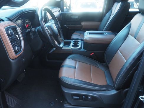 Used 2022 Chevrolet Silverado 3500 High Country image 9