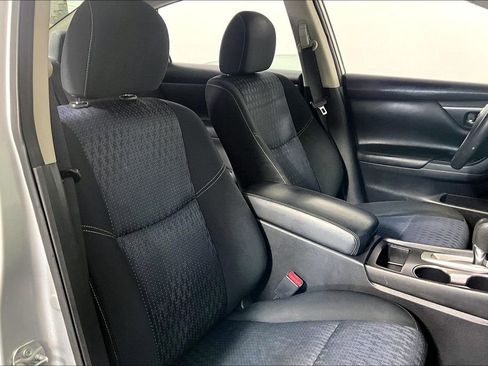 Used 2016 Nissan Altima 2.5 S w/ Power Driver Seat Package FWD image 7