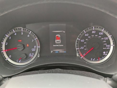 Used 2020 Toyota Highlander L image 15