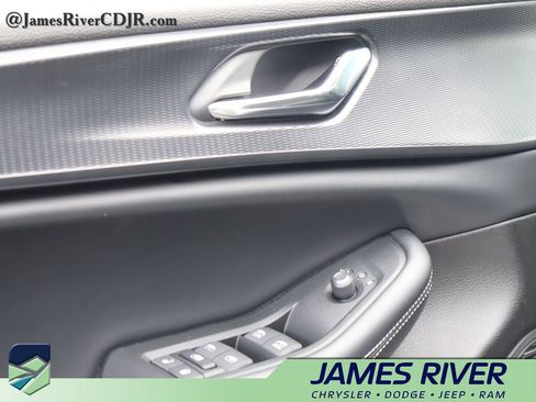 Used 2024 Jeep Grand Cherokee L Laredo AWD/4WD image 23