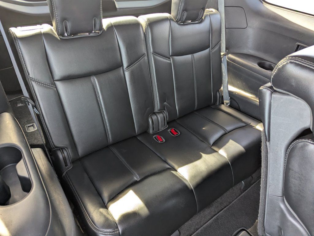 Used 2018 Nissan Pathfinder SL w/ Cargo Package FWD image 33