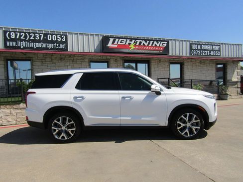 Used 2020 Hyundai Palisade SEL w/ Premium Package FWD image 5