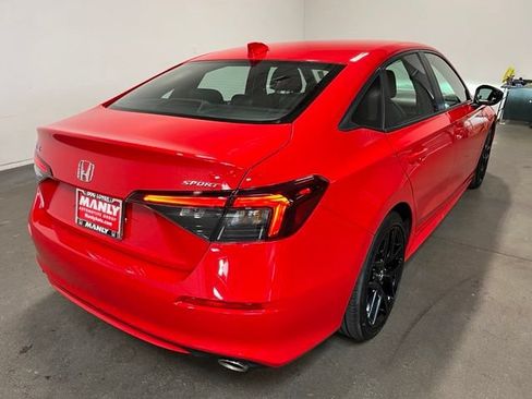 Used 2025 Honda Civic Sport image 3