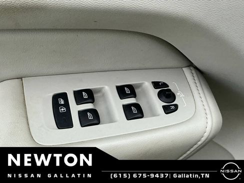 Used 2023 Volvo XC60 B5 Ultimate AWD/4WD image 4
