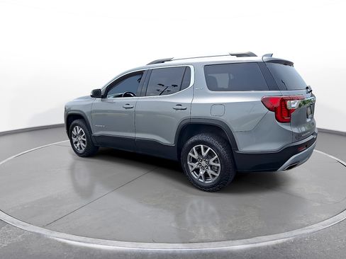 Used 2023 GMC Acadia SLT w/ LPO, Floor Liner Package FWD image 6