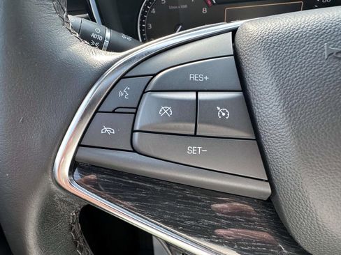 Used 2023 Cadillac XT5 Premium Luxury AWD/4WD image 18
