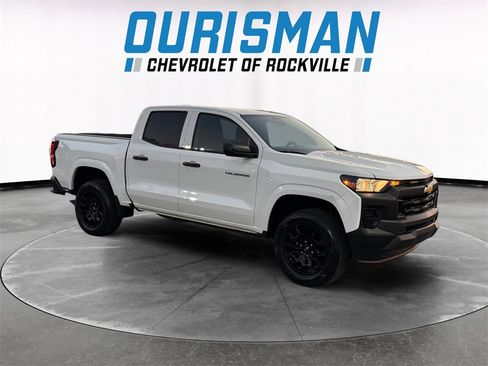 Used 2025 Chevrolet Colorado W/T w/ WT Custom Package image 1