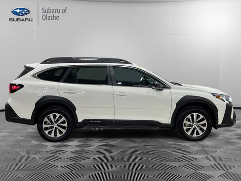 Certified 2025 Subaru Outback image 11