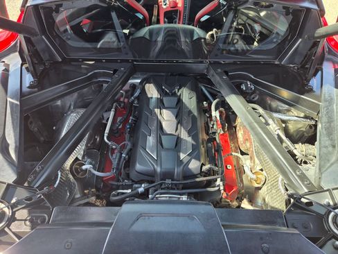 Used 2025 Chevrolet Corvette Stingray Preferred Cpe w/ Z51 Performance Package RWD image 27