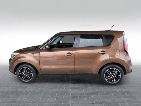 Used 2016 Kia Soul FWD image 4