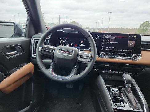 New 2026 GMC Canyon AT4 image 8