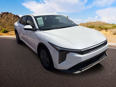 Certified 2025 Kia K4