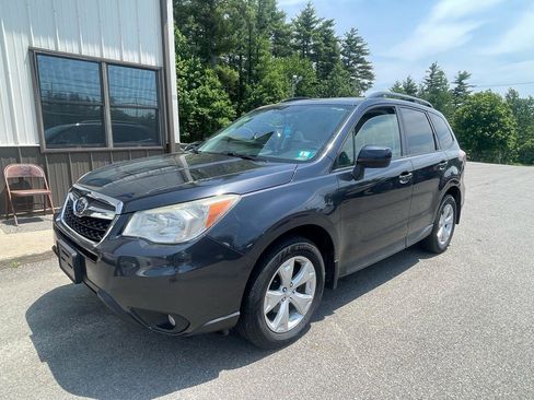 Used 2015 Subaru Forester 2.5i Premium w/ All-Weather Package AWD/4WD image 1