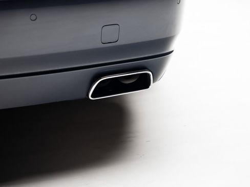 Used 2011 Rolls-Royce Ghost image 33