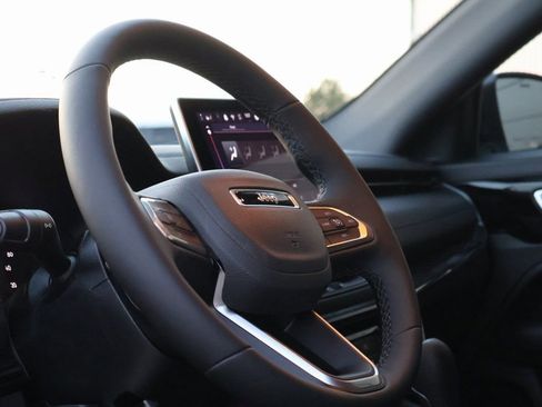 New 2026 Jeep Compass Latitude AWD/4WD image 24